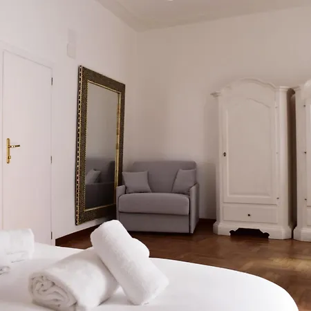 Apartament In Campo De' Fiori *